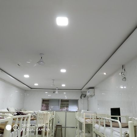 Star Dormitory Bombay Exterior foto