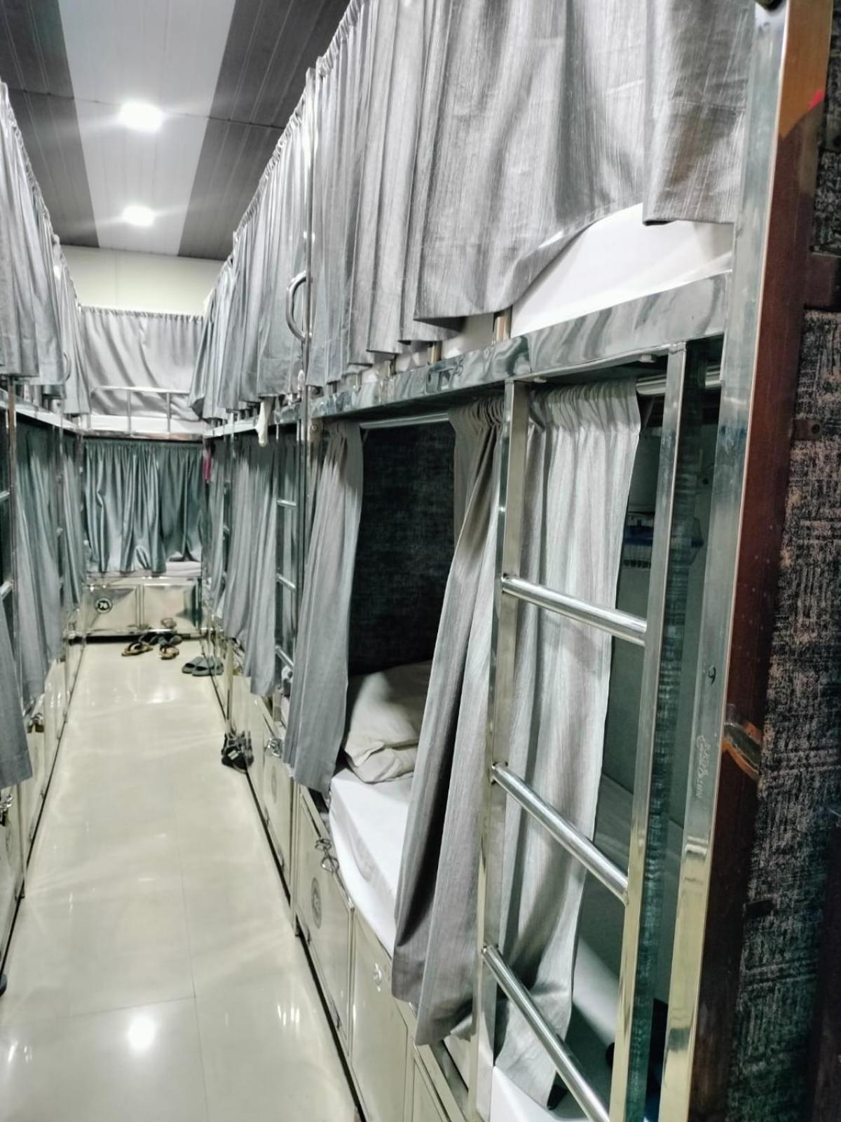 Star Dormitory Bombay Exterior foto